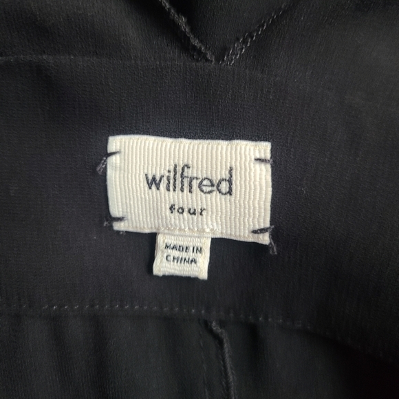 ARITZIA Wilfred Leila Deep V Back Dress in Black - Picture 9 of 14